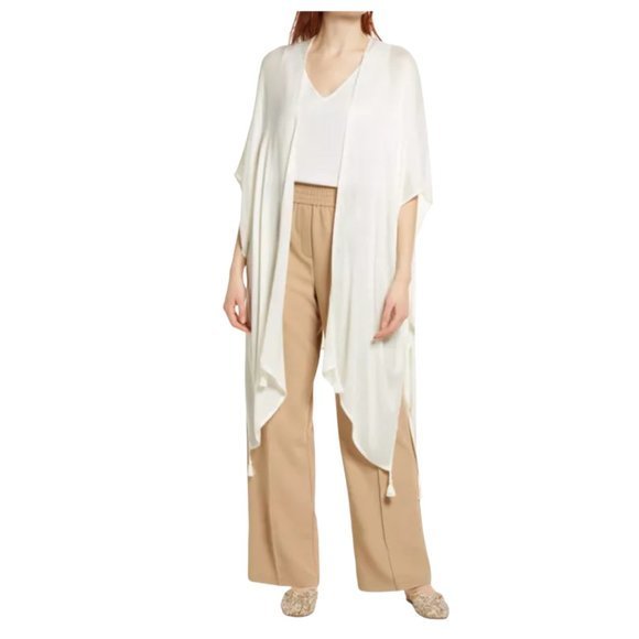 NWOT NORDSTROM Texture Weave Ruana in Ivory Cloud (O/S) - Picture 9 of 9